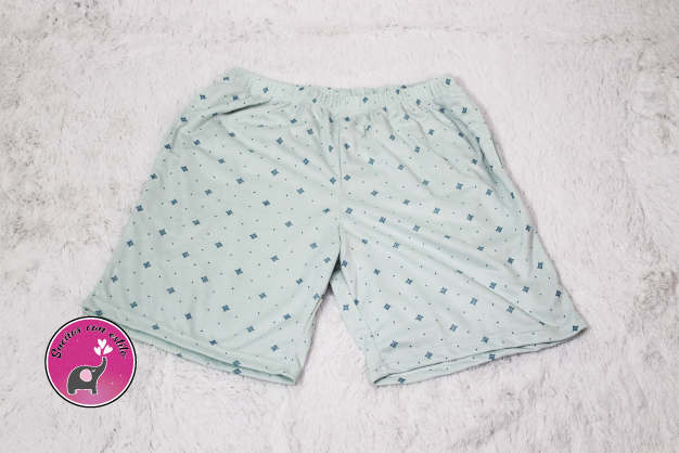 pijama azul y estampada pantaloneta